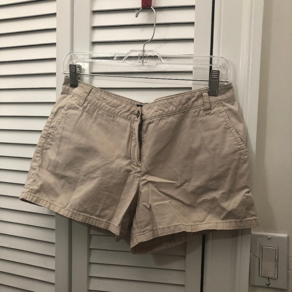 Mango women shorts beige , two front pockets, two